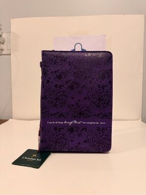 NWT Christian Art Gifts Women’s Purple Embossed Bible Cover with Scripture Band